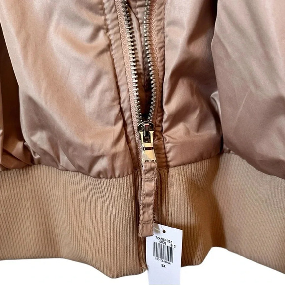 NWT Old Navy Plus Sized Oversized Water Resistant Bomber Jacket Color- Tirimisu - Picture 4 of 7